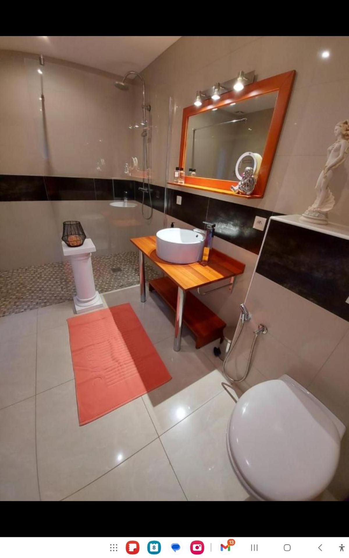 Les Suites De Veronique, Chez Veronique Olive Saint-Pair-sur-Mer Kültér fotó